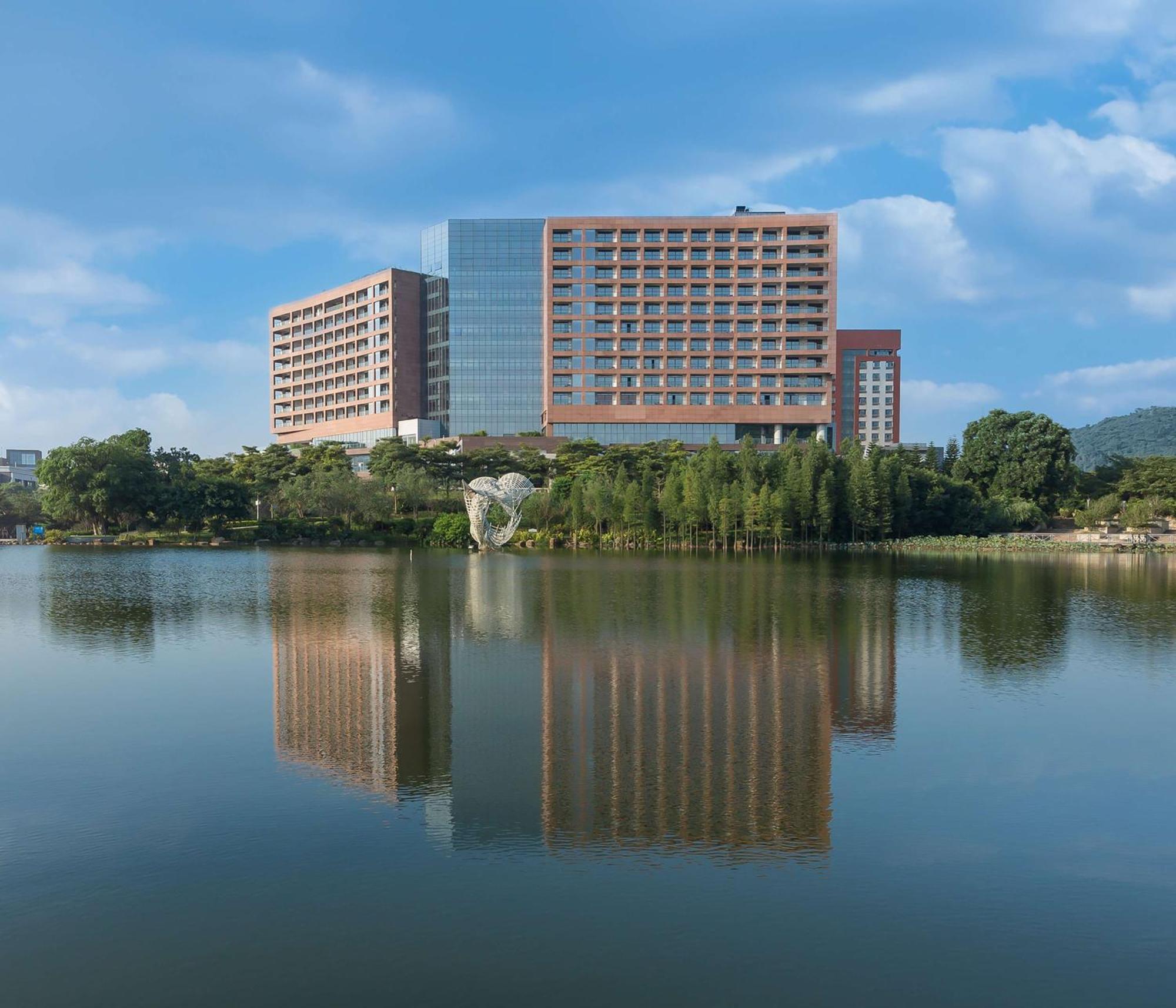 Doubletree By Hilton Hotel Guangzhou-Science City-Free Shuttle Bus To Canton Fair Complex And Dining Offer Exterior photo