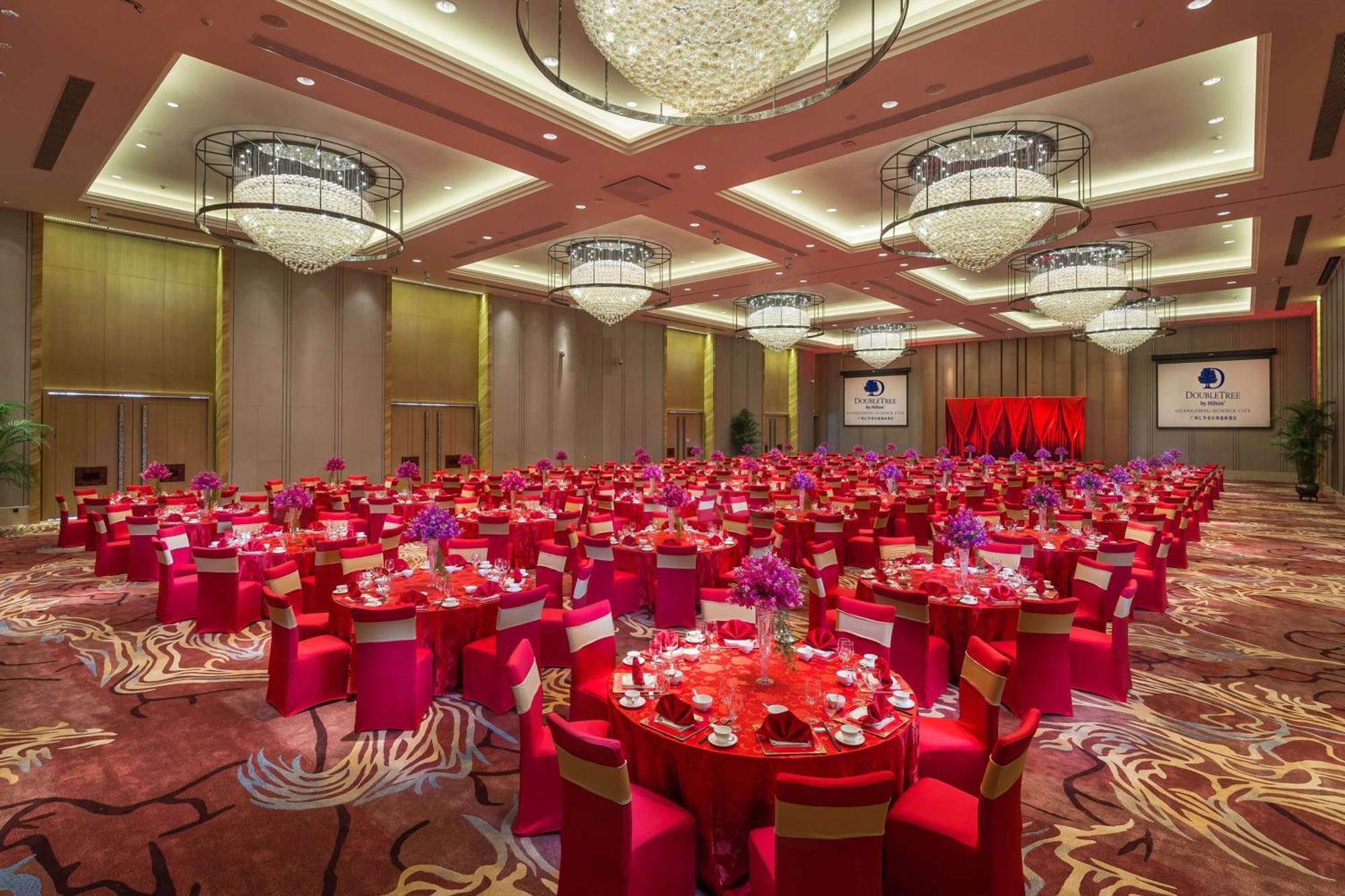 Doubletree By Hilton Guangzhou Science City-Free Shuttle Bus Service During Canton Fair Period Exterior photo